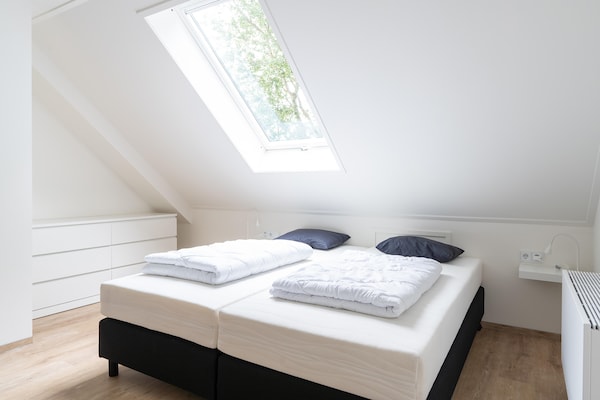 Vrijersduin: Luxe groepsappartement in het bos van Nes, Ameland - thumbnail 3