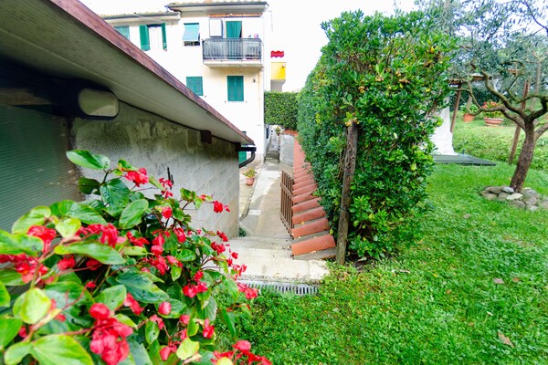 Knus appartement met privézwembad en omheinde tuin nabij Lucca - thumbnail 2