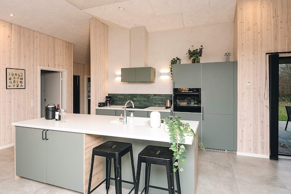 Op 300 m van zee: ruim vakantiehuis in Glesborg voor 10 personen - thumbnail 6