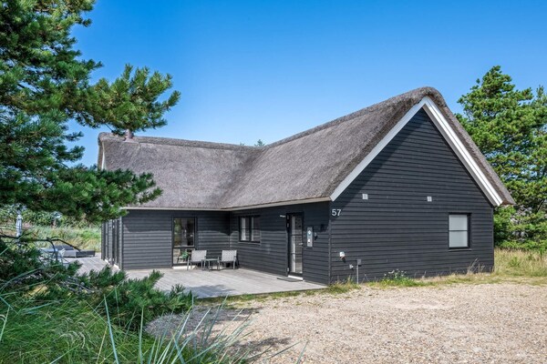 Modern vakantiehuis voor 8 in Henne Strand met sauna, whirlpool en activiteitenruimte - thumbnail 5