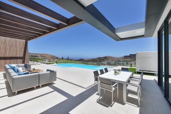 Sunset Villa: Luxe 12-persoons vakantiehuis met privézwembad in Salobre Golf Resort - thumbnail 5