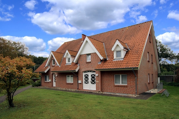 Maisonnette aan de golfbaan met balkon en uitzicht over de kwelders - thumbnail 1