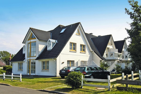 Licht appartement in Ording, 1 km van het 12 km lange strand - thumbnail 1