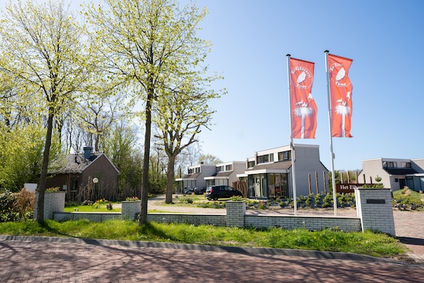 Landelijk vakantiehuis met serre op rustig park in De Cocksdorp, Texel - thumbnail 4