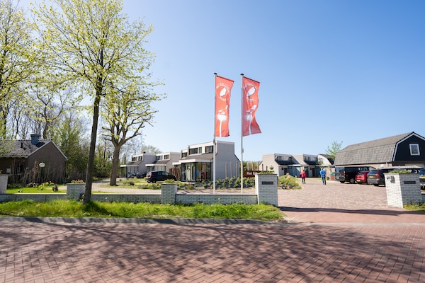 Vakantiehuis 't Eibernest Texel 4 – Rustig gelegen op vakantiepark in De Cocksdorp - thumbnail 3