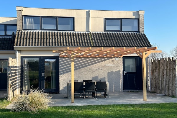 Sfeervol vakantiehuis op rustig park in De Cocksdorp, Texel - thumbnail 2