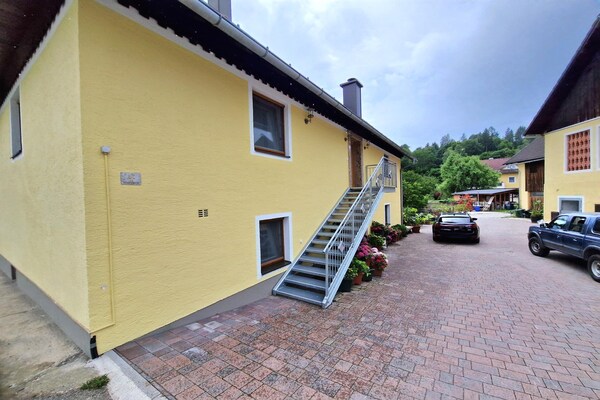 Rustiek appartement in Köttmannsdorf met bergzicht en gedeeld terras - thumbnail 6