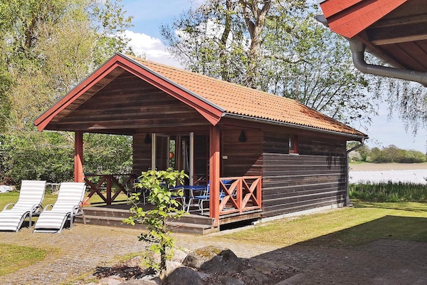 Knus vakantiehuis op Öland vlakbij zee en golfbaan - thumbnail 1