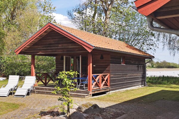 Op 550 m van zee: gezellig vakantiehuis in Mörbylånga - thumbnail 1
