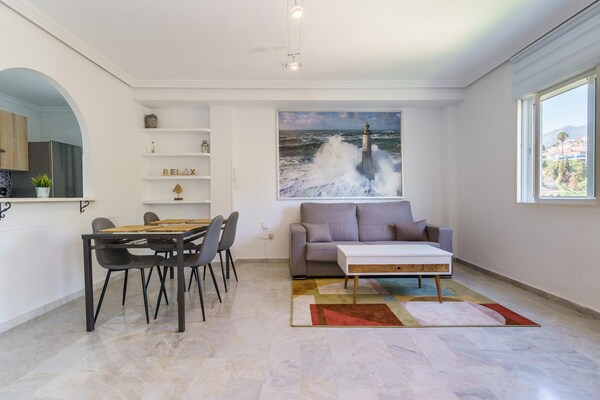 Knus appartement met zwembad, op loopafstand van strand Torreblanca - thumbnail 2