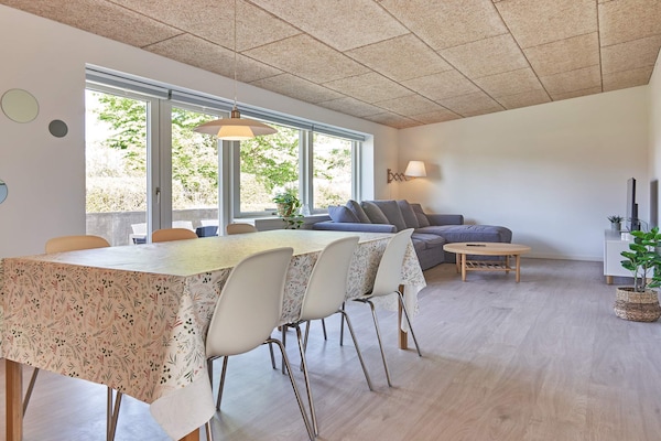 Licht vakantiehuis in Rønne, 3 km van zee, voor 6 personen - thumbnail 3