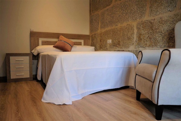Licht appartement Villa Trabazos Abellas in het centrum van Ourense · 2 slk - thumbnail 5