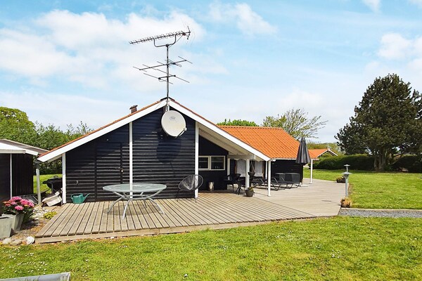 Vrijstaand vakantiehuis met sauna en whirlpool op 200 meter van de zee - thumbnail 3