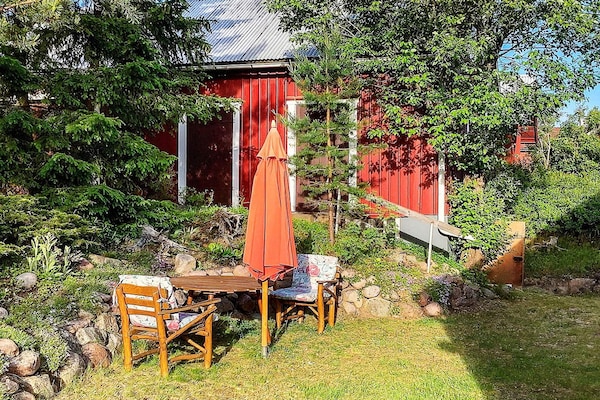 Rustiek vakantiehuis aan de golfbaan bij Bruzaholm, dichtbij meer en Astrid Lindgrens Värld - thumbnail 5