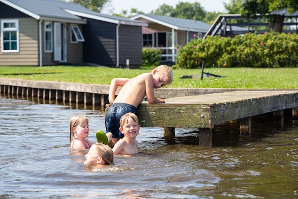 Comfortabel chalet aan het water in autovrij Giethoorn · 4 pers. - thumbnail 6