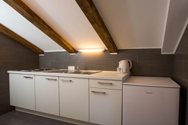 Romantisch appartement met uitzicht, 300m van Lapad Bay - thumbnail 5