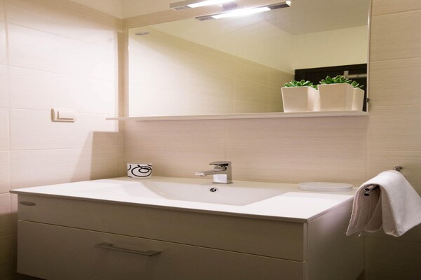 Appartement met balkon in Dubrovnik, 300m van strand Lapad - thumbnail 6