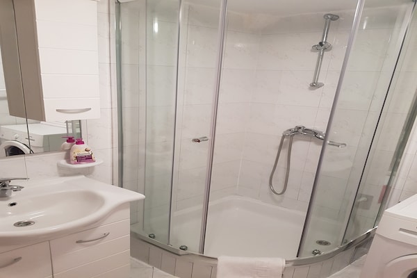 Modern appartement in de oude stad van Dubrovnik, vlak bij Stradun - thumbnail 6