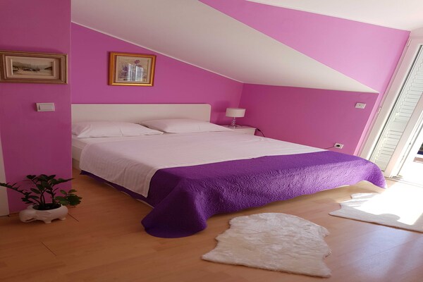 Studio met balkon en zeezicht in Lapad, 400m van strand - thumbnail 4