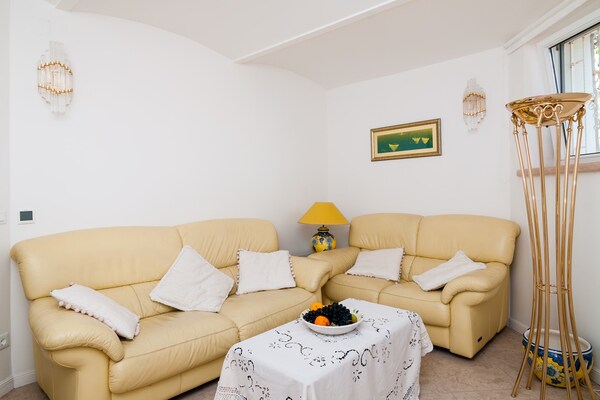 Appartement met terras op loopafstand van de oude stad Dubrovnik - thumbnail 2