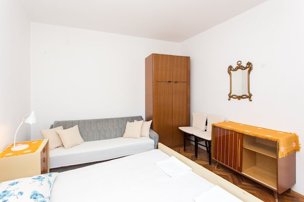 Knusse 2-persoonskamer met airco, op 500 meter van het strand in Dubrovnik - thumbnail 5