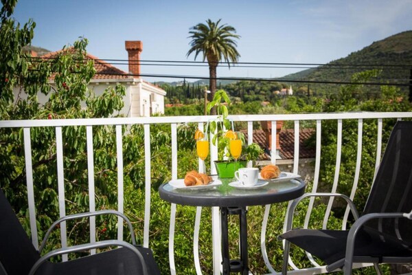 Studio met balkon en zwembad, op 4 km van Dubrovniks oude stad - thumbnail 5