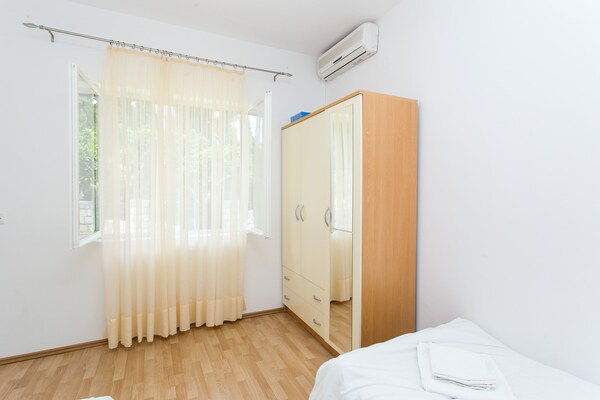 Knus appartement met terras op loopafstand van strand en centrum Cavtat - thumbnail 6