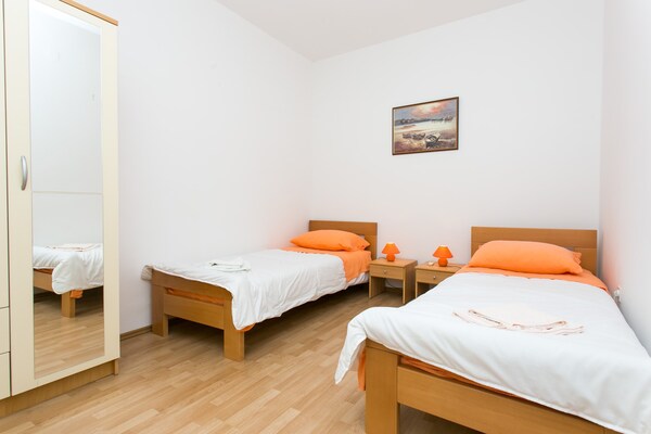 Knus appartement met terras op loopafstand van strand en centrum Cavtat - thumbnail 2