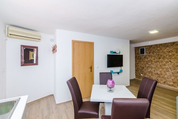 Appartement Paula: sfeervol verblijf met gedeeld terras bij de oude stadsmuren - thumbnail 6