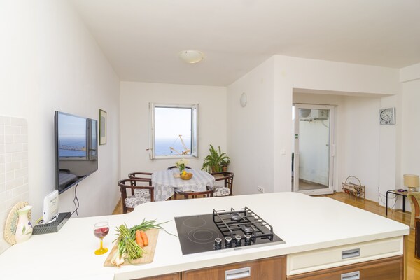 Appartement met terras en zeezicht op loopafstand van de oude stad Dubrovnik - thumbnail 5