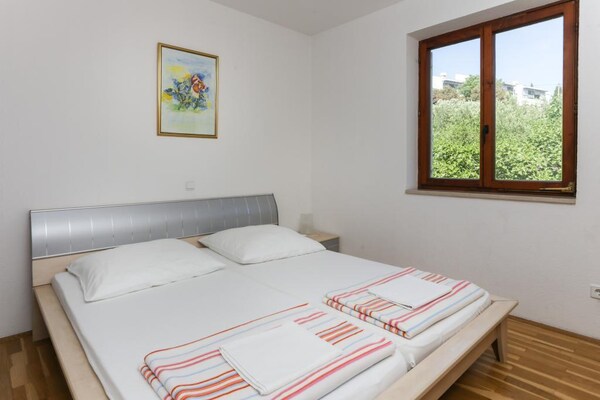 Modern appartement met zeezicht en gedeeld zwembad bij Dubrovnik - thumbnail 3