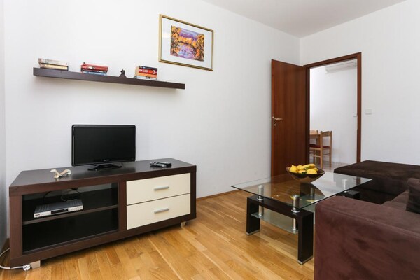 Appartement met balkon en zeezicht nabij Dubrovnik, 200m van het strand - thumbnail 3