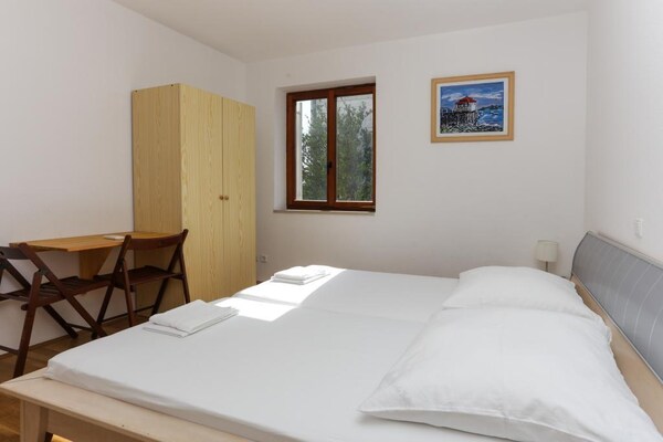 Appartement met balkon en zeezicht nabij Dubrovnik, 200m van het strand - thumbnail 5