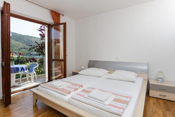 Kamer met balkon en zeezicht nabij Dubrovnik - thumbnail 2