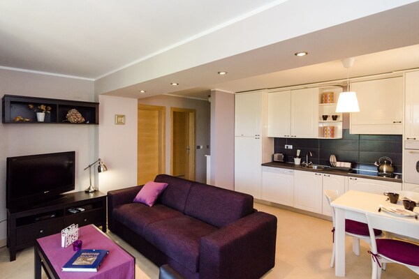 Comfortabel appartement met terras in Gruž, vlakbij haven en oude stad - thumbnail 4