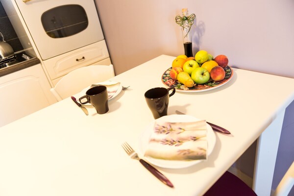 Comfortabel appartement met terras in Gruž, vlakbij haven en oude stad - thumbnail 6