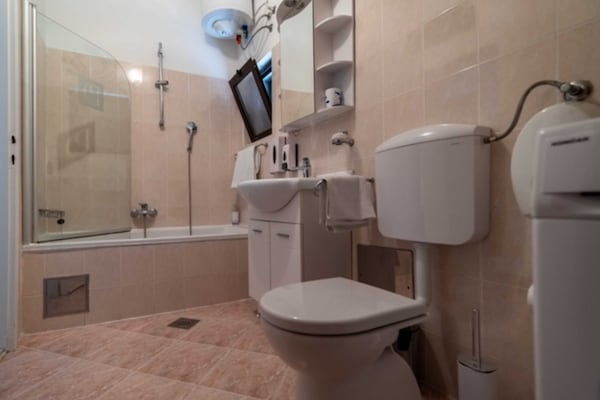 Appartement met Patio en Zeezicht op 1,5 km van Oude Stad Dubrovnik - thumbnail 5