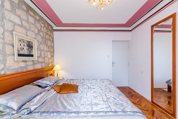 Knus appartement met terras nabij de oude stad van Dubrovnik - thumbnail 6