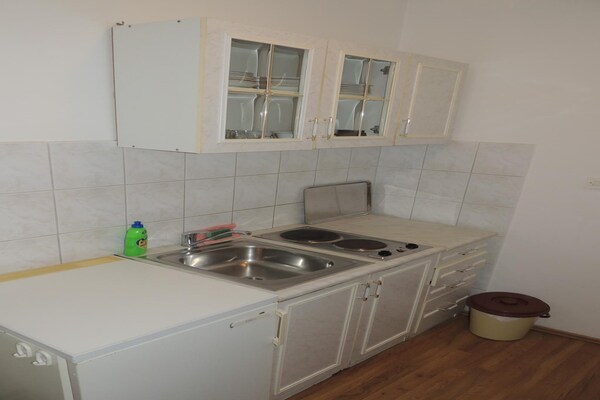 Rustiek appartement voor 4 op Lapad, 300m van strand en nabij centrum - thumbnail 2