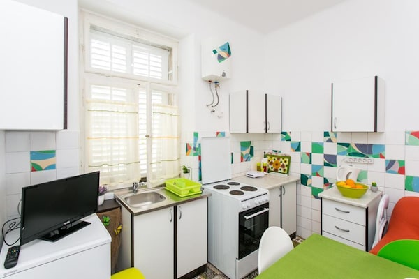 Kleurrijk appartement met terras en tuinzicht in de wijk Gruž, Dubrovnik - thumbnail 3