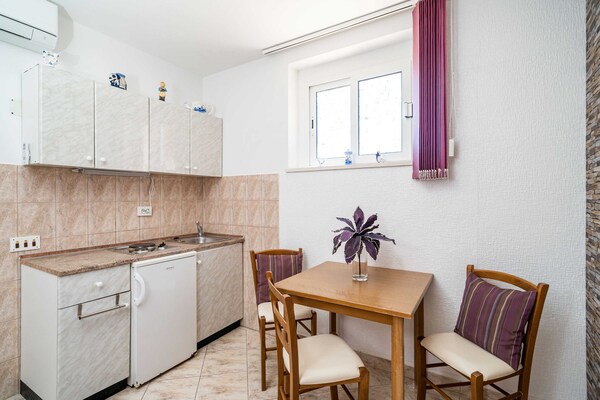 Studio aan Zee in Lumbarda, Korčula – 200m tot Strand & Privé Zonnedek - thumbnail 5