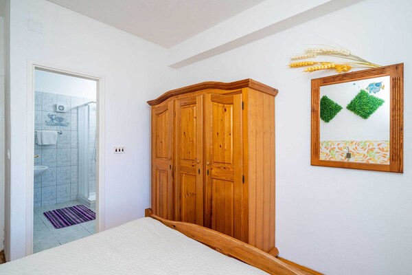 Appartement aan zee in Lumbarda met balkon, nabij zandstrand - thumbnail 6