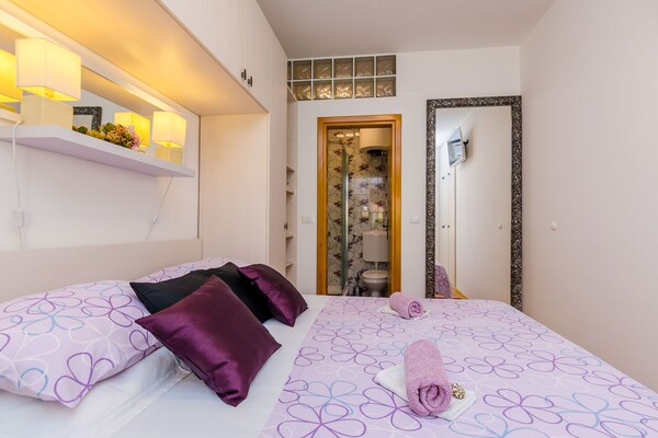 Kompacte double room in Lapad, op loopafstand van stranden en boulevard - thumbnail 3