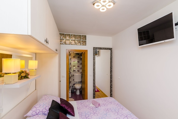 Kompacte double room in Lapad, op loopafstand van stranden en boulevard - thumbnail 4