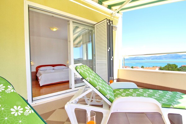 Appartement met balkon en zeezicht op Pelješac | Apartments Gusti - thumbnail 1