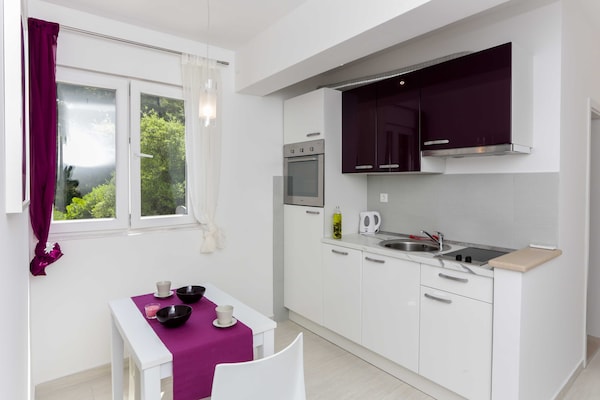 Sfeervol appartement met zeezicht in Saplunara - thumbnail 3