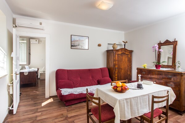 Knus appartement met gedeeld terras in Dubrovnik, vlak bij strand en Oude Stad - thumbnail 4