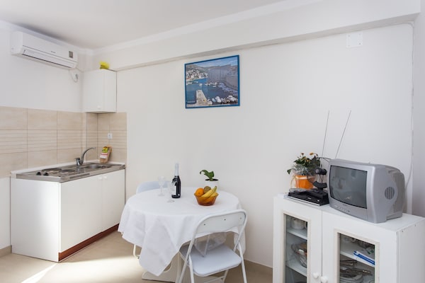 Comfortabel appartement in Dubrovnik met gemeenschappelijk terras, vlakbij strand - thumbnail 5