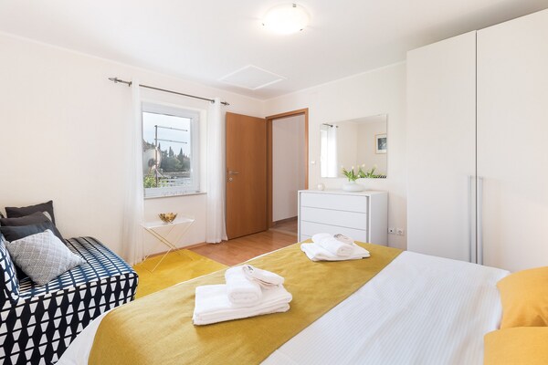 Appartement met zeezicht en terras in Cavtat, 20 km van Dubrovnik - thumbnail 2