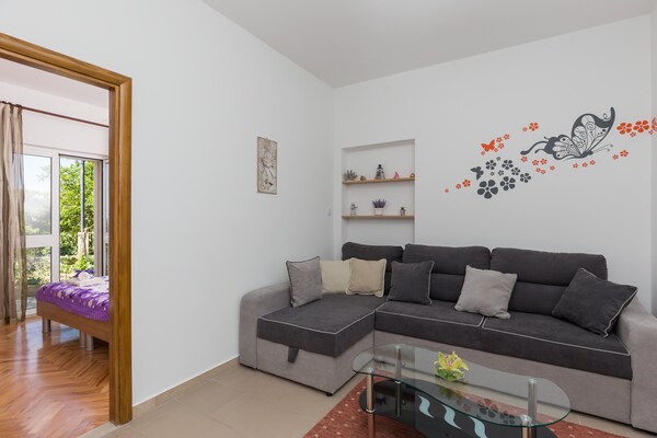 Sfeervol appartement met terras en deels zeezicht nabij Dubrovnik - thumbnail 3